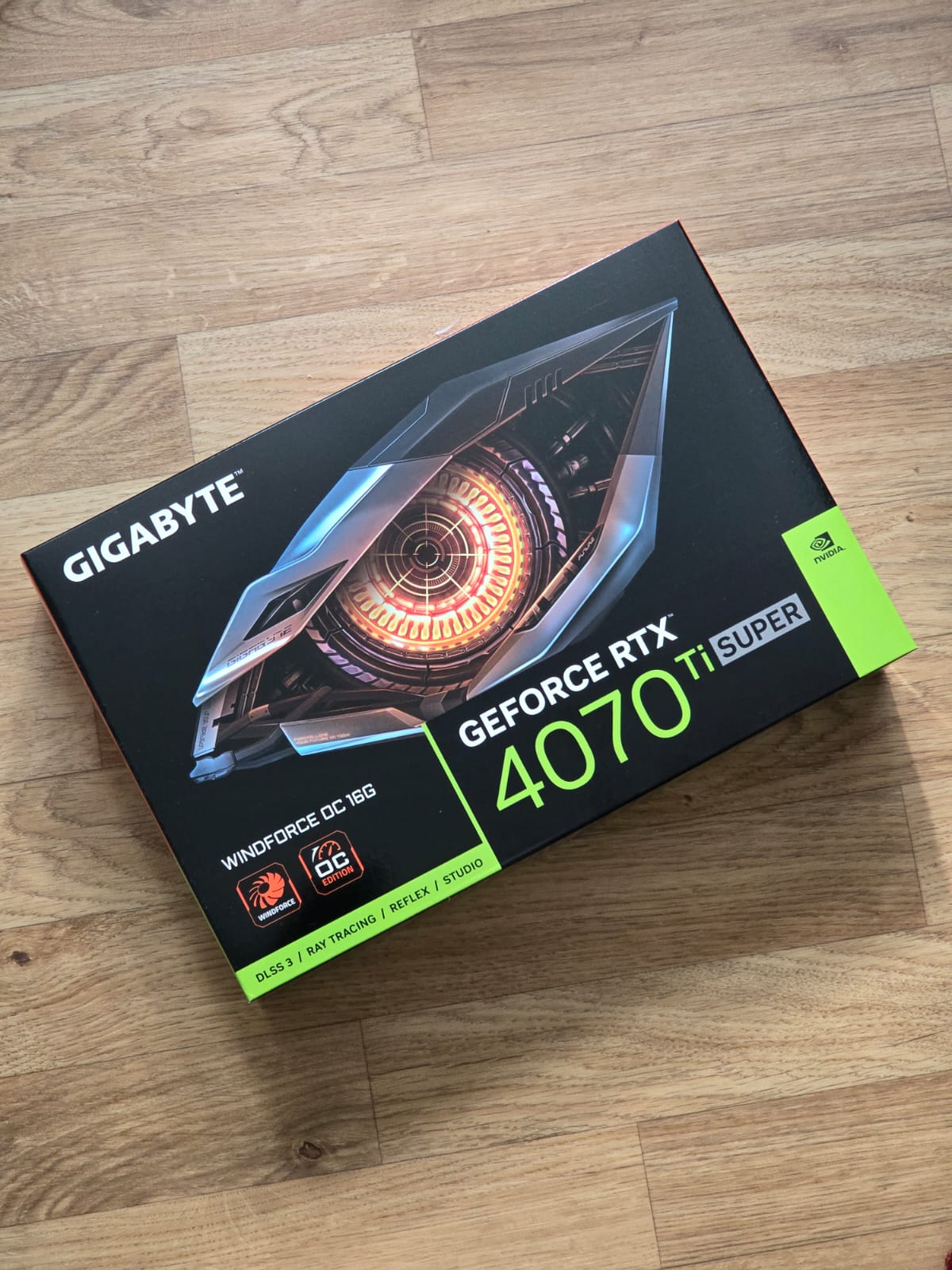 BEGEGNAD RTX 4070 TI SUPER