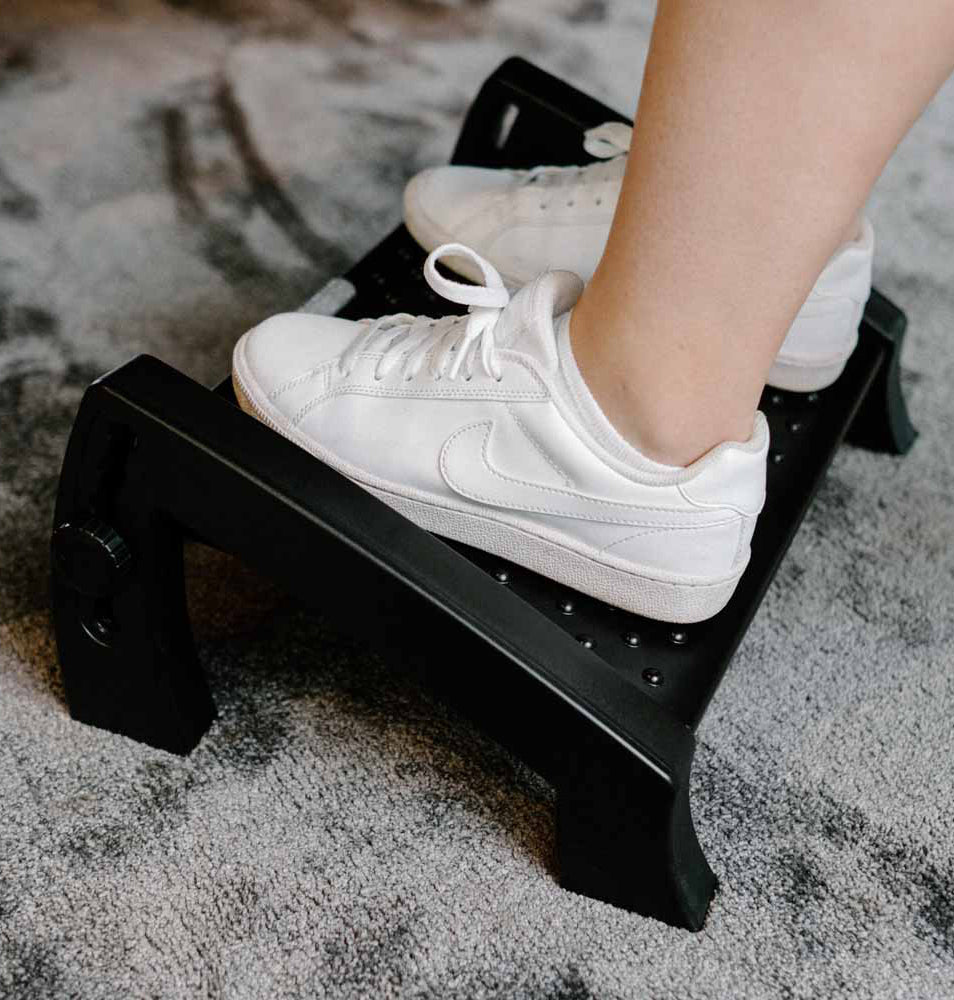 Ergonomic Footrest